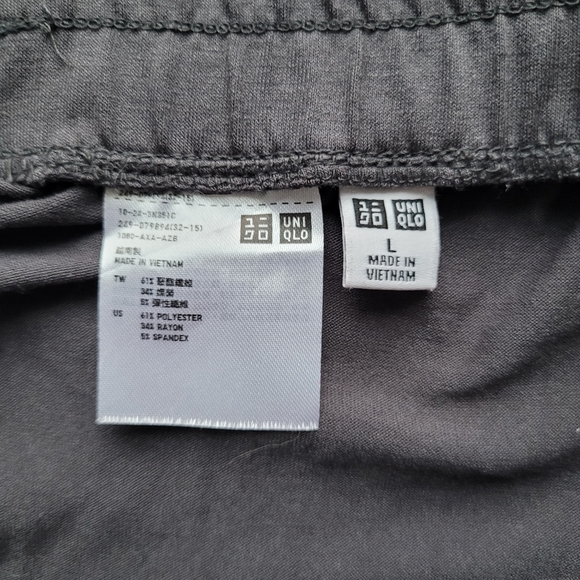 Long Uniqlo skirt - Picture 2 of 3